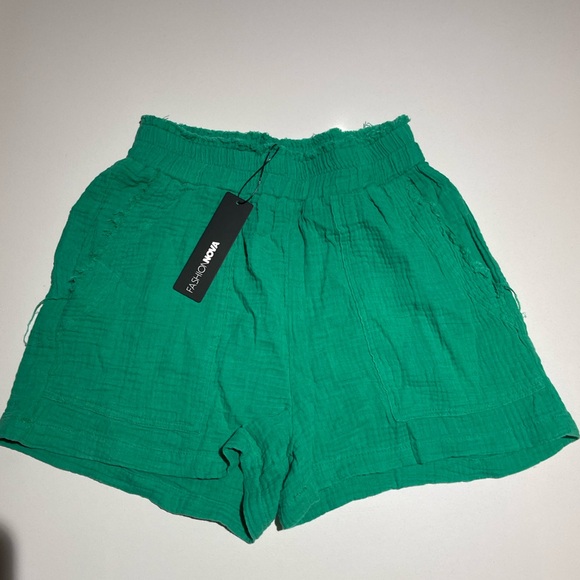 Fashion Nova Gauze Shorts - Picture 4 of 4